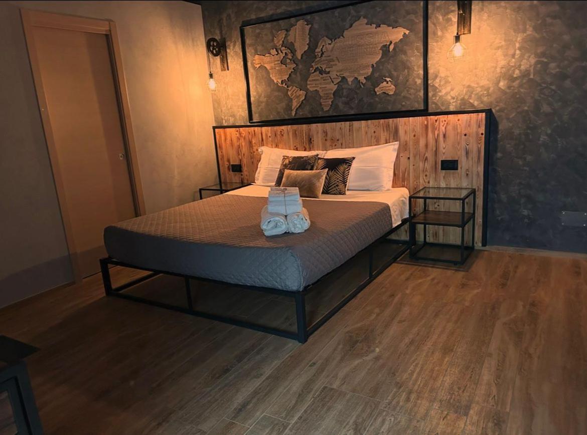 La Dimora Del Principe-Piano Terra Bed & Breakfast Трани Екстериор снимка