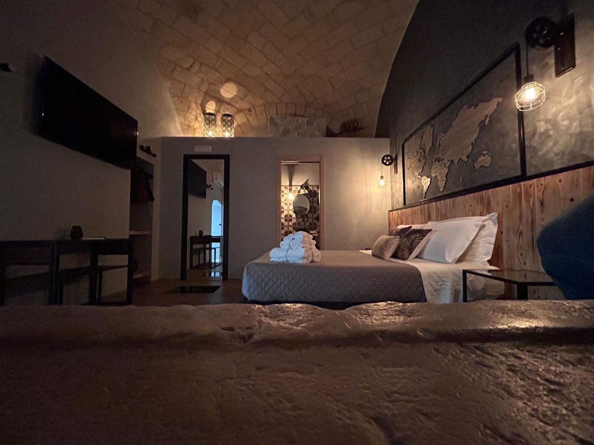 La Dimora Del Principe-Piano Terra Bed & Breakfast Трани Екстериор снимка